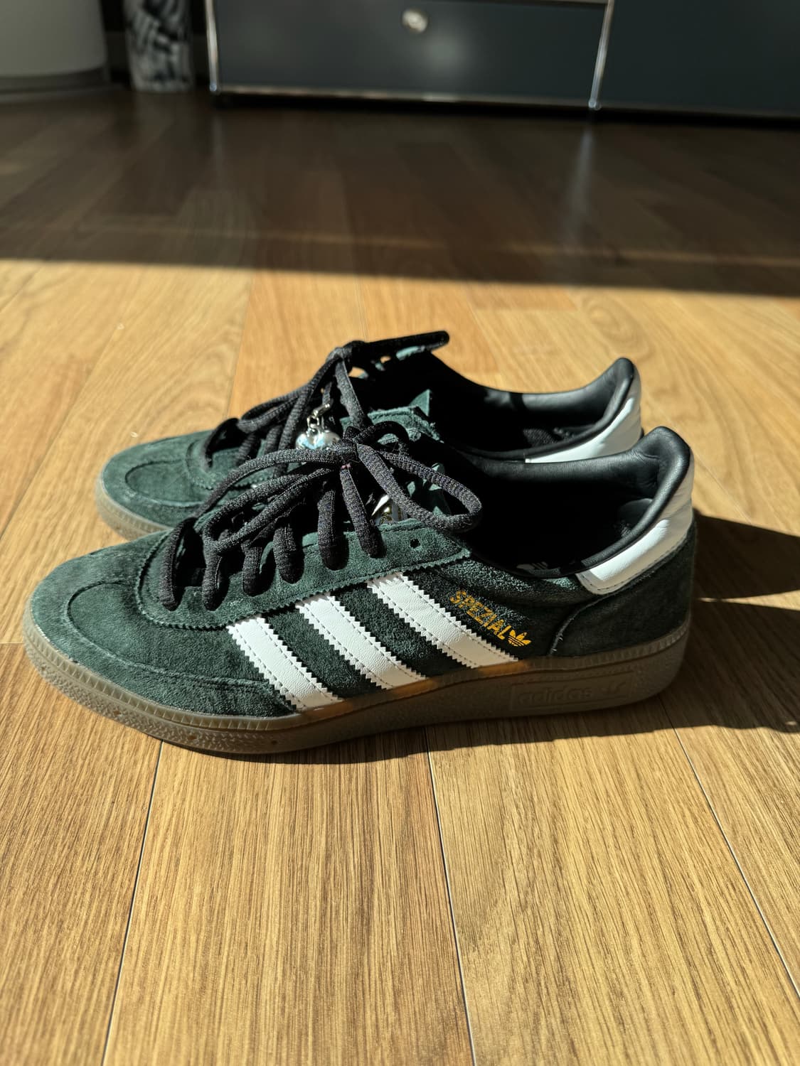 [아디다스] 스페지알 검정색 스웨이드 235 상품이미지1