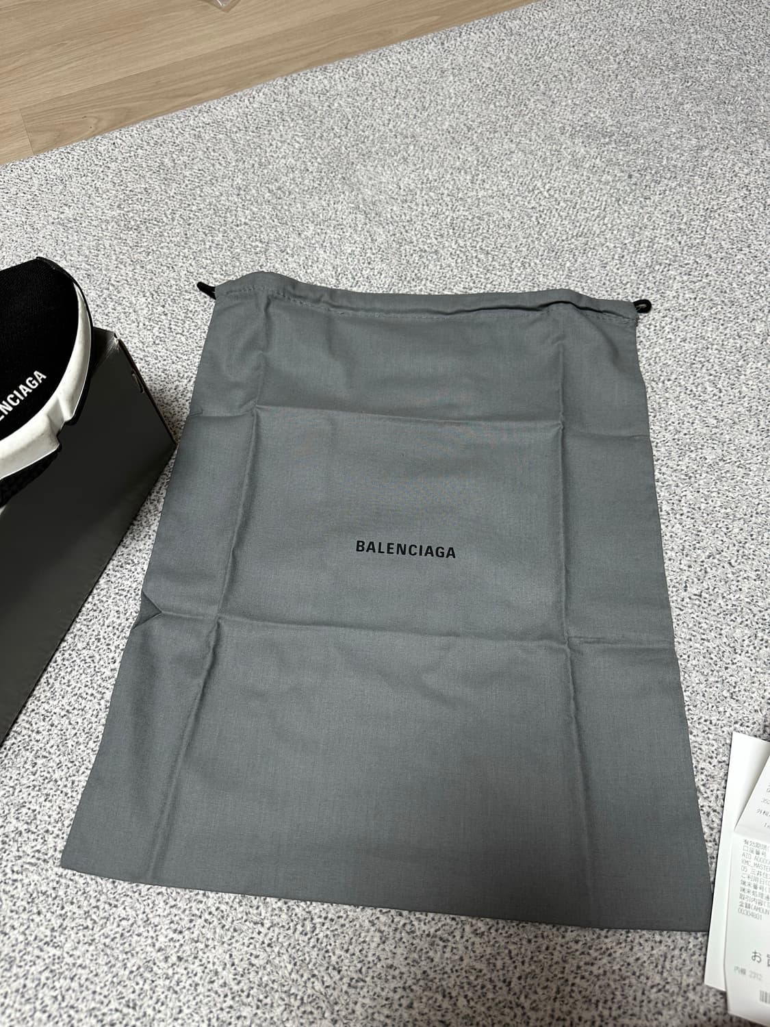 발렌시아가 스피드러너 250 상품이미지5