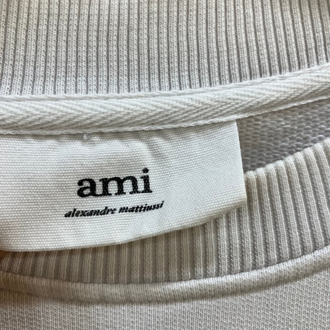 아미 스몰 하트 로고 화이트 스웨트셔츠 L 상품이미지2