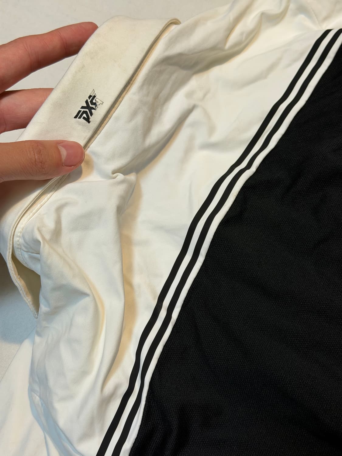 PXG 비대칭 카라 긴팔 카라티 화이트 상품이미지4