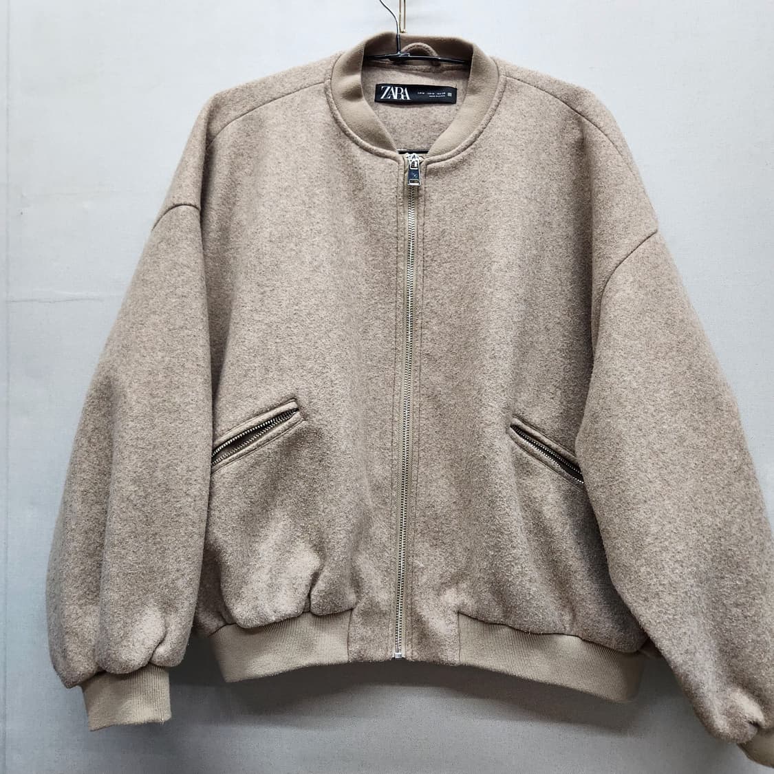 자라 Zara 베이지 플러시 봄버 자켓 M(3XL) 상품이미지1