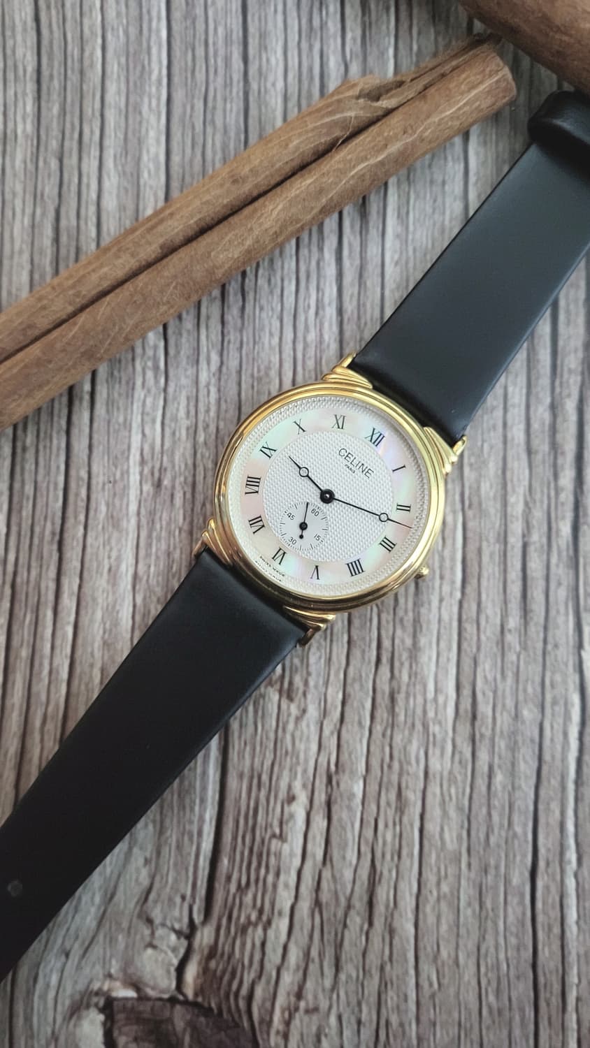 정품 셀린느 스몰 세컨즈 골드 남여공용 쿼츠시계 상품이미지7