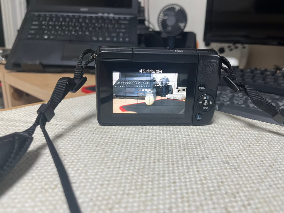 📸✨ 캐논 EOS M10 미러리스 카메라 판매합니다 ✨📸 상품이미지5