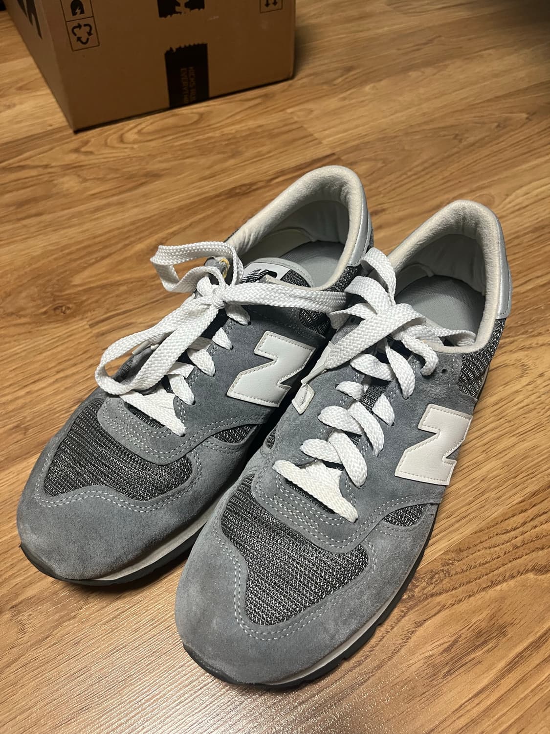 뉴발란스 m990 그레이 상품이미지2