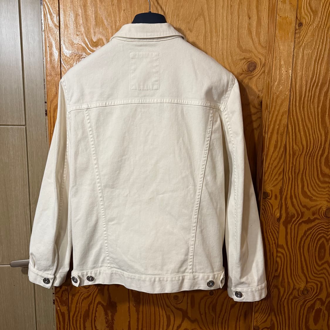 브루넬로 쿠치넬리 화이트 트러커 데님 자켓  상품이미지9
