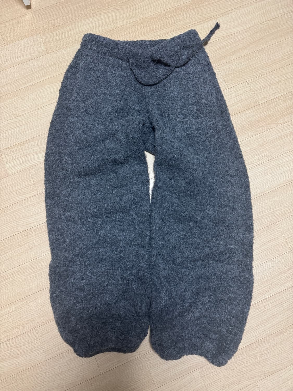 [M] 쿠어 알파카 울 부클레 니트 팬츠 차콜그레이 상품이미지3