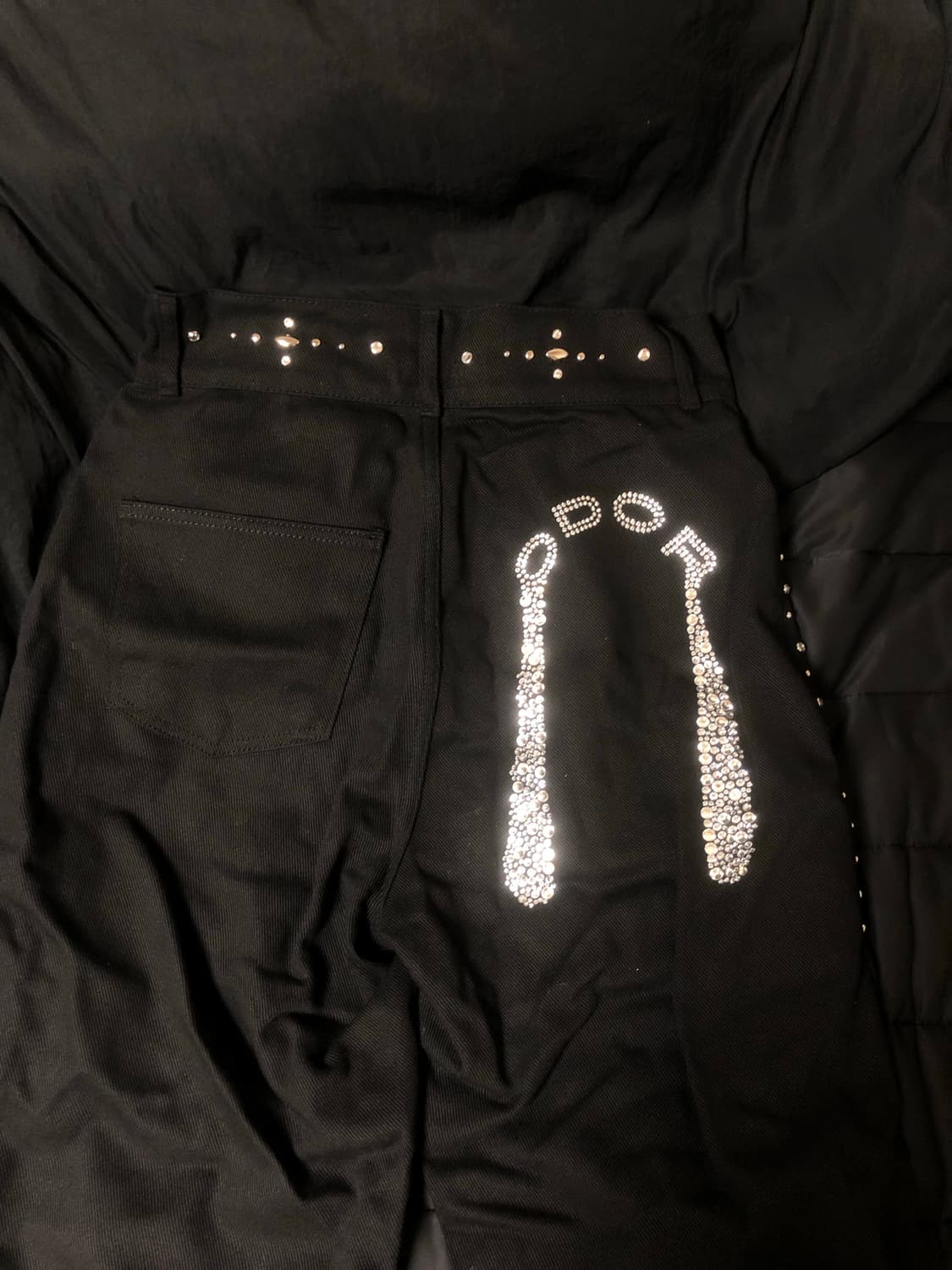 오도어 크리스 스터드 팬츠 상품이미지1