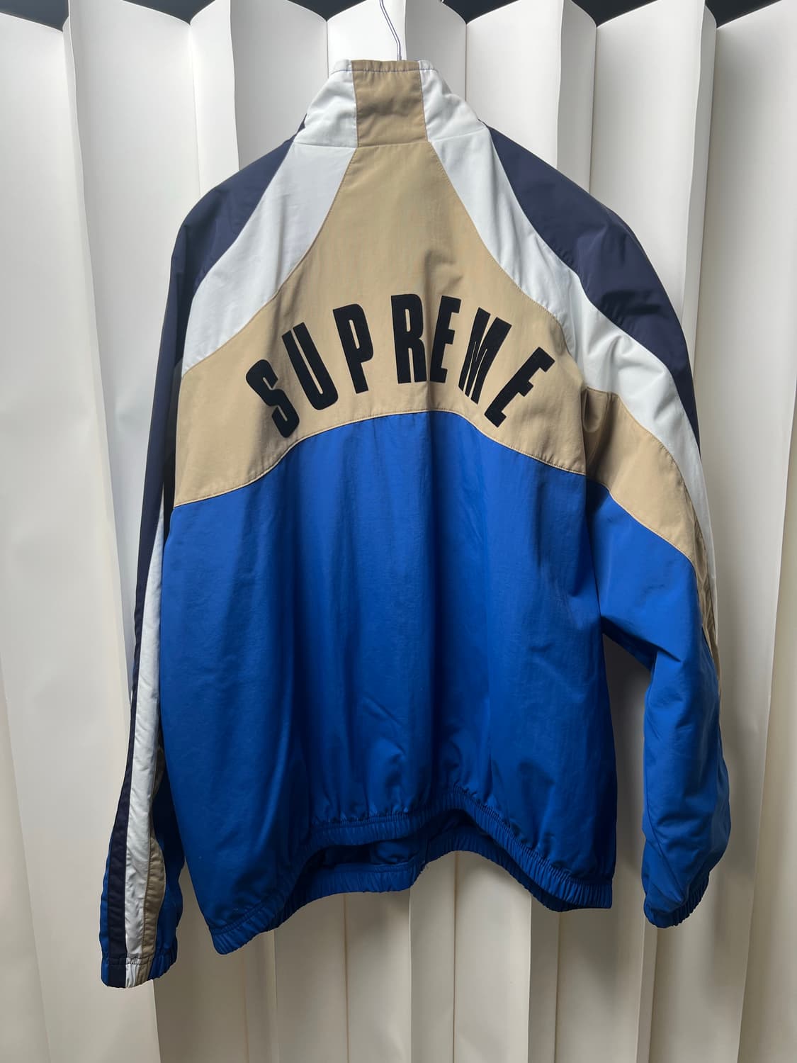 슈프림 x 엄브로 트랙자켓 M 새상품급 상품이미지2