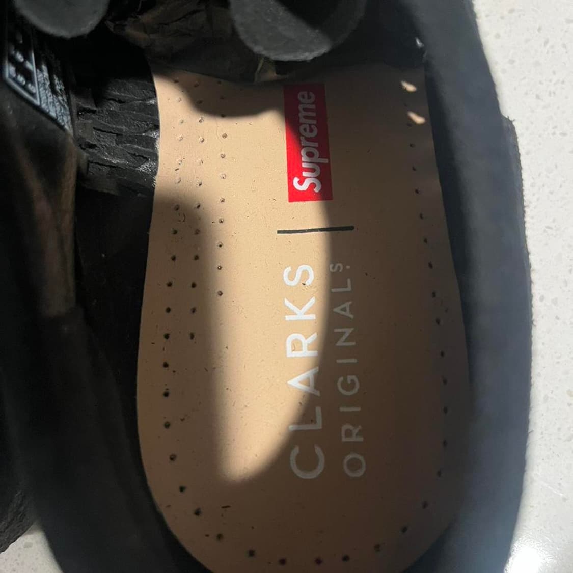 클락스 오리지널스 x 슈프림 우븐 왈라비 블랙 240 상품이미지5