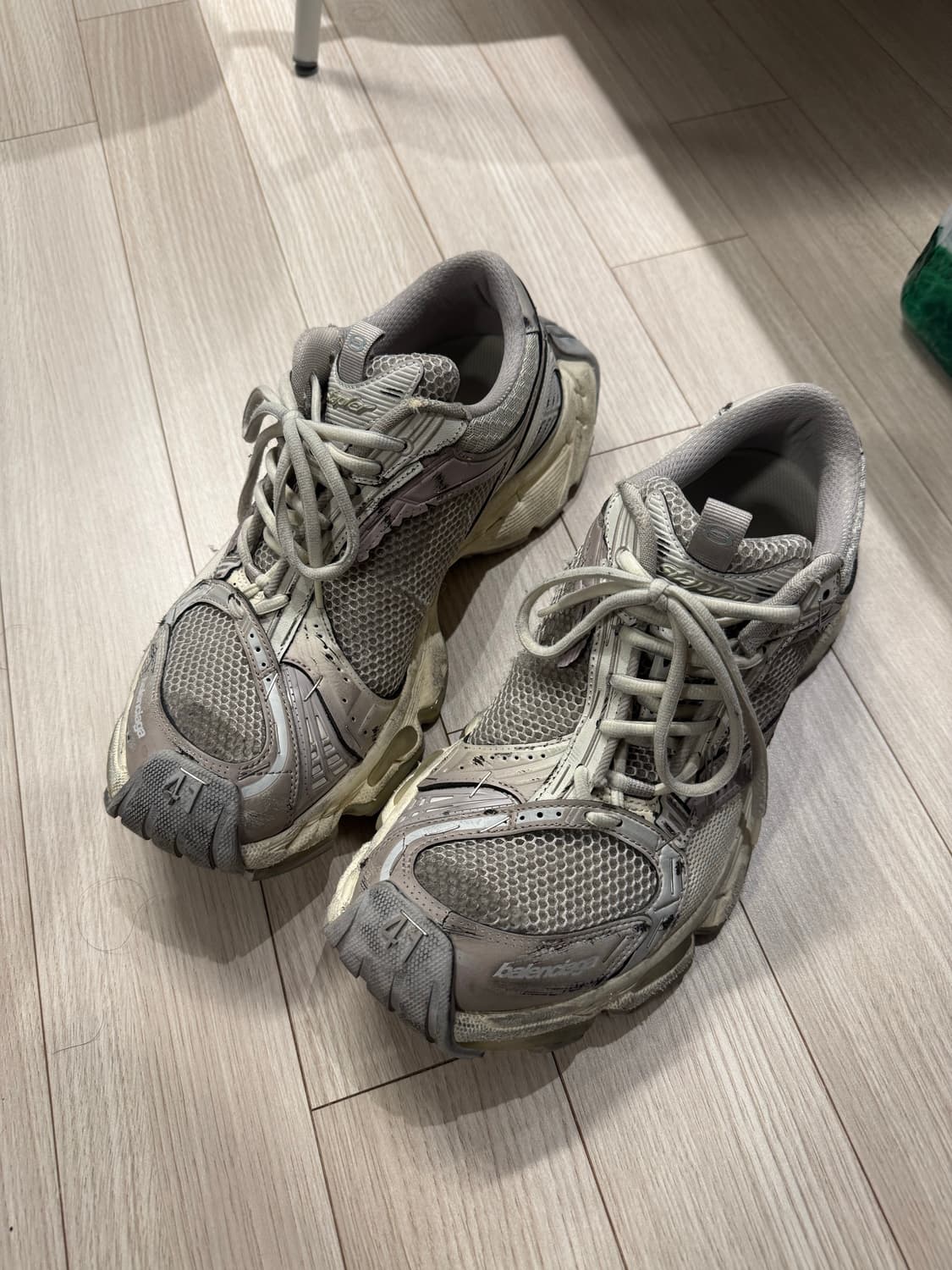 (41, 265) 발렌시아가 스테이플러 상품이미지1