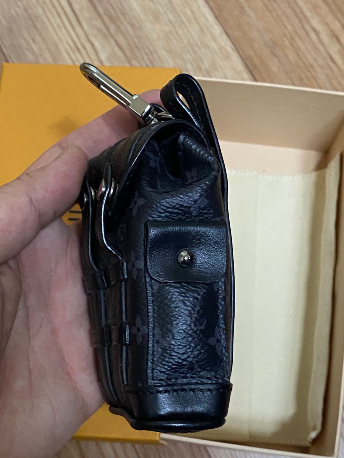 루이비통 모노그램 가방 키링 상품이미지4