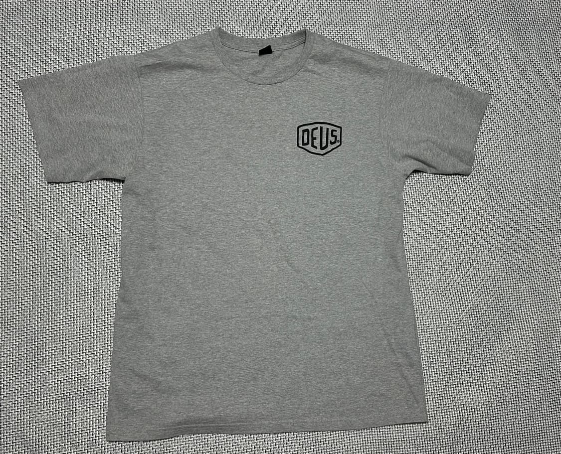 데우스 반팔 L 상품이미지1