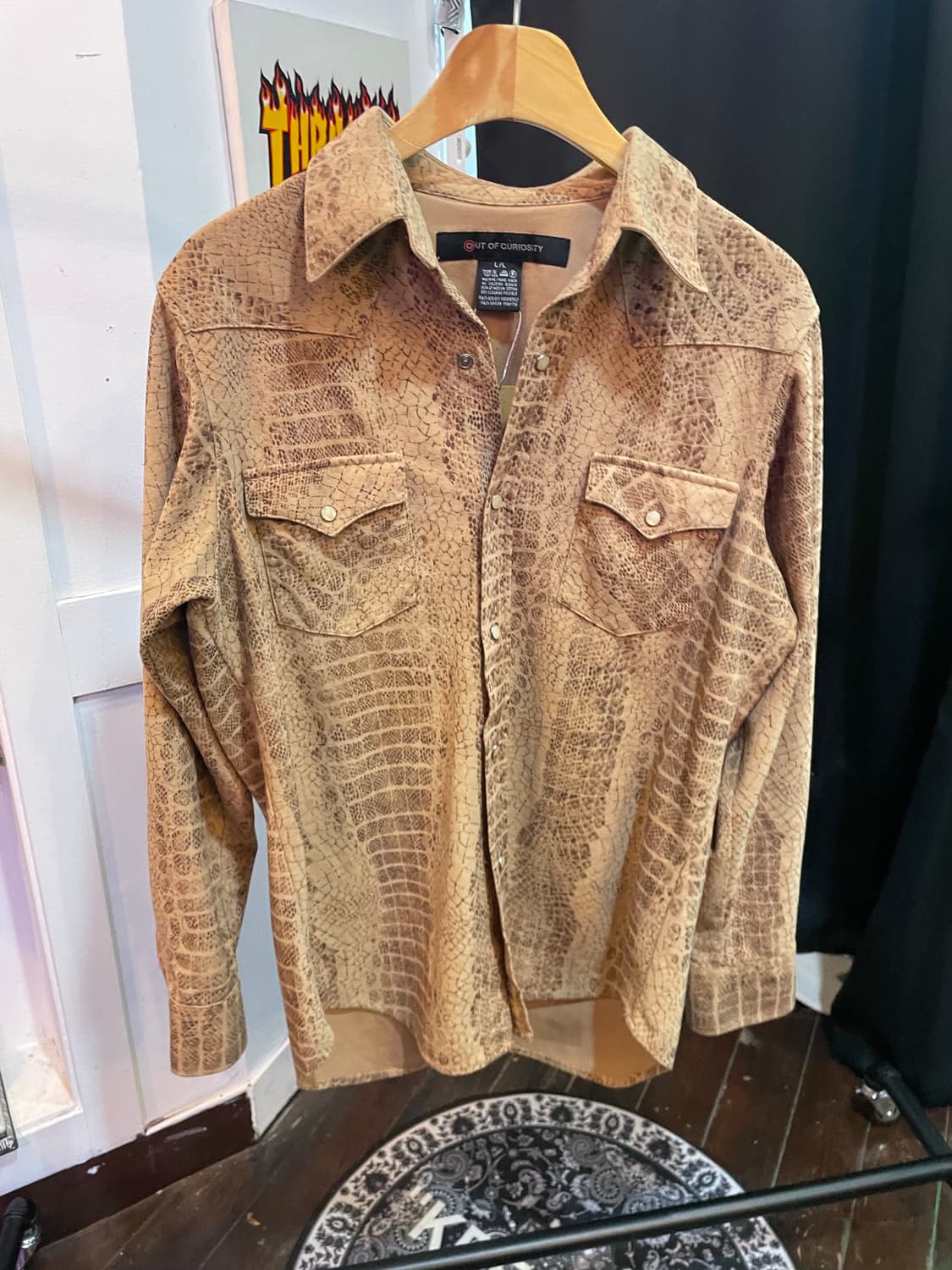 OUT OF CURIOSITY 빈티지 셔츠 상품이미지1