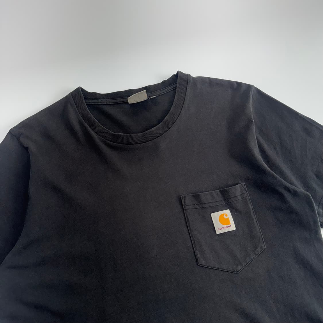Carhartt 칼하트 원포켓 블랙 반팔  상품이미지4