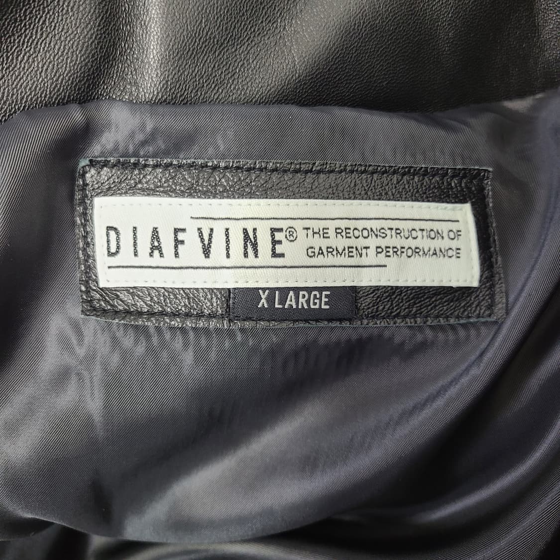 디아프바인 아머 램스킨 레더 다운 패딩 블랙 XL(DV.LOT 696급) 상품이미지9