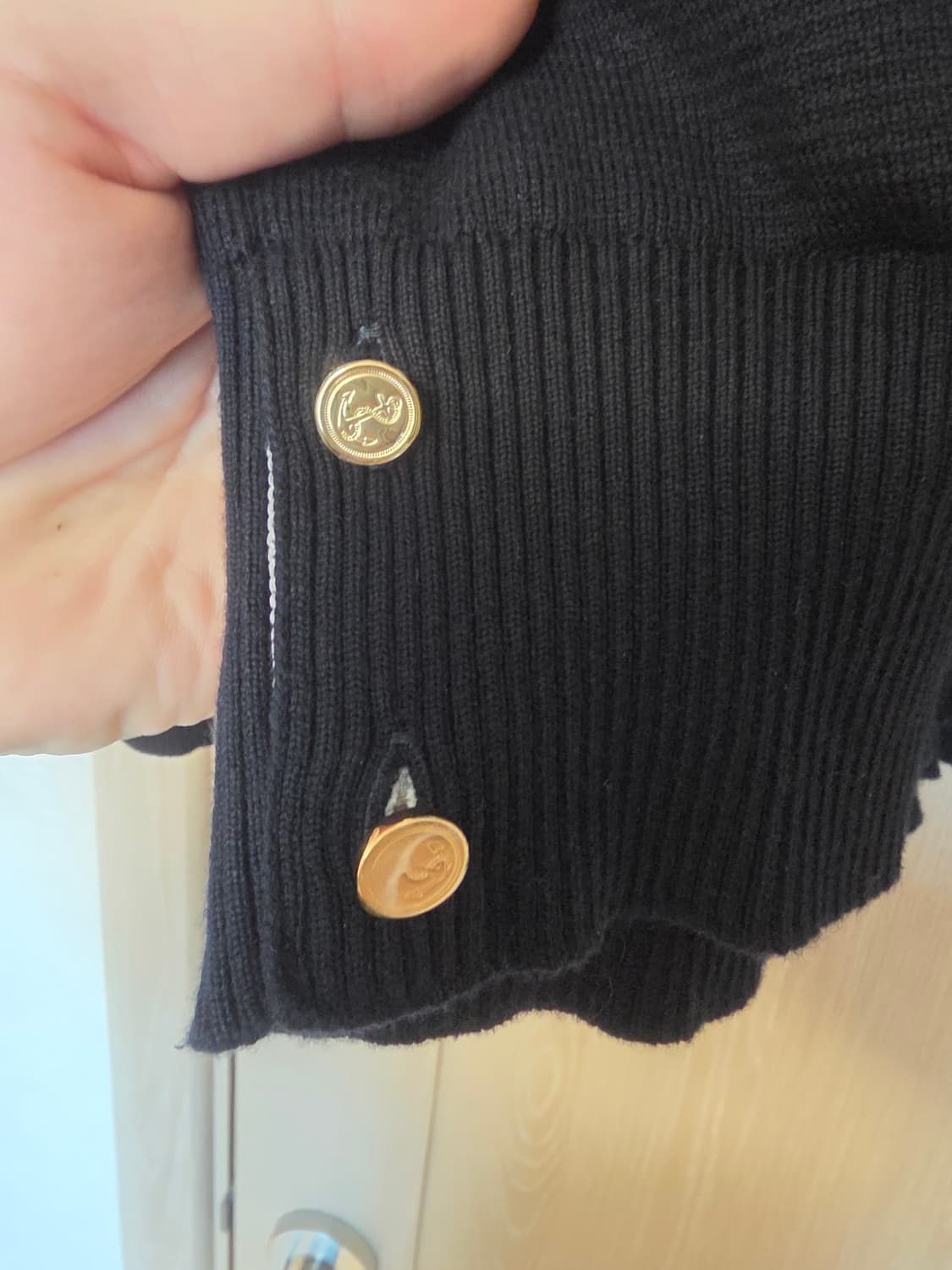 [24년/백화점] 톰브라운 밀라노스티치 가디건 2사이즈 상품이미지2