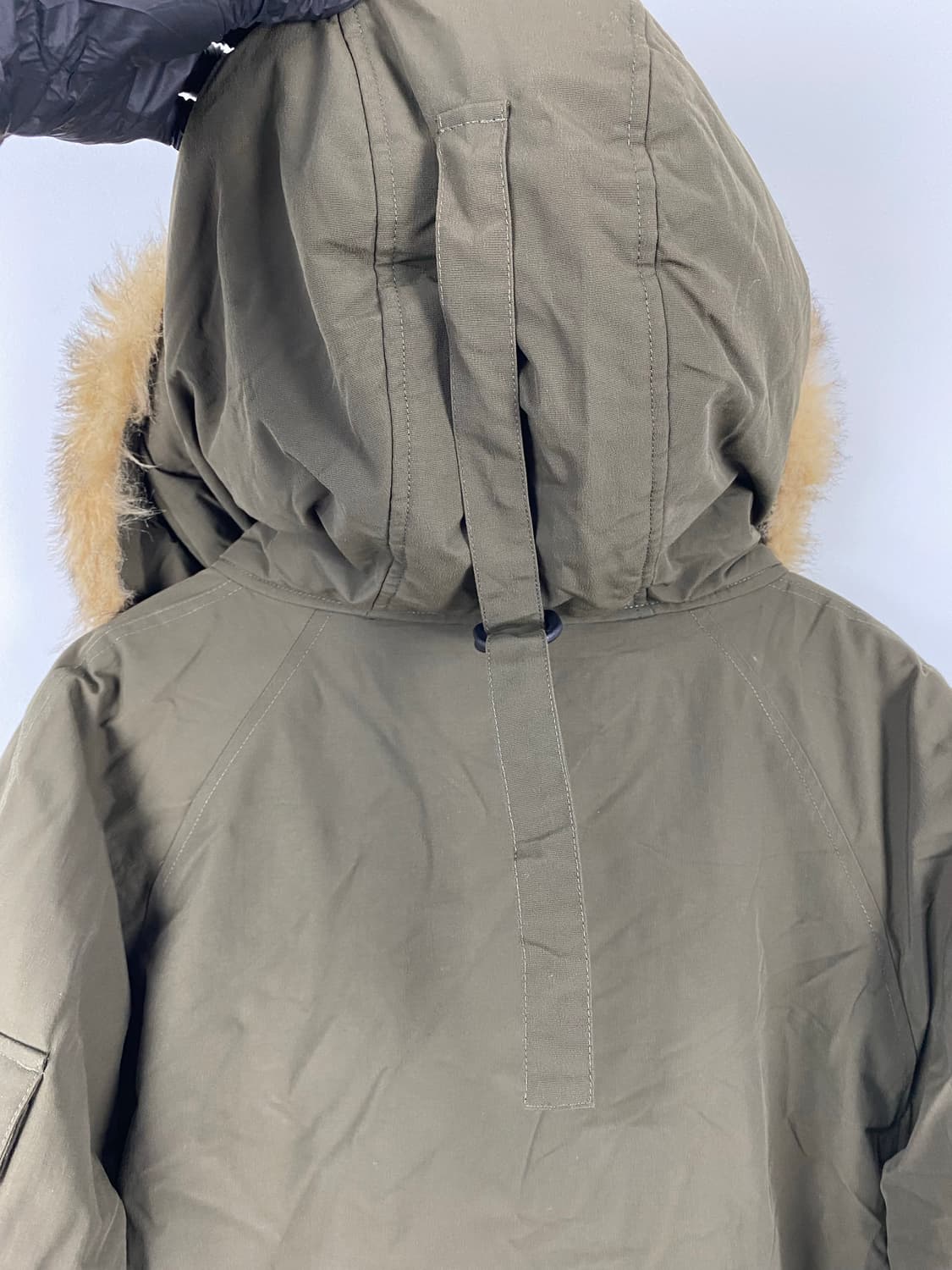 칼하트wip 카키 앵커리지 파카 M 상품이미지4