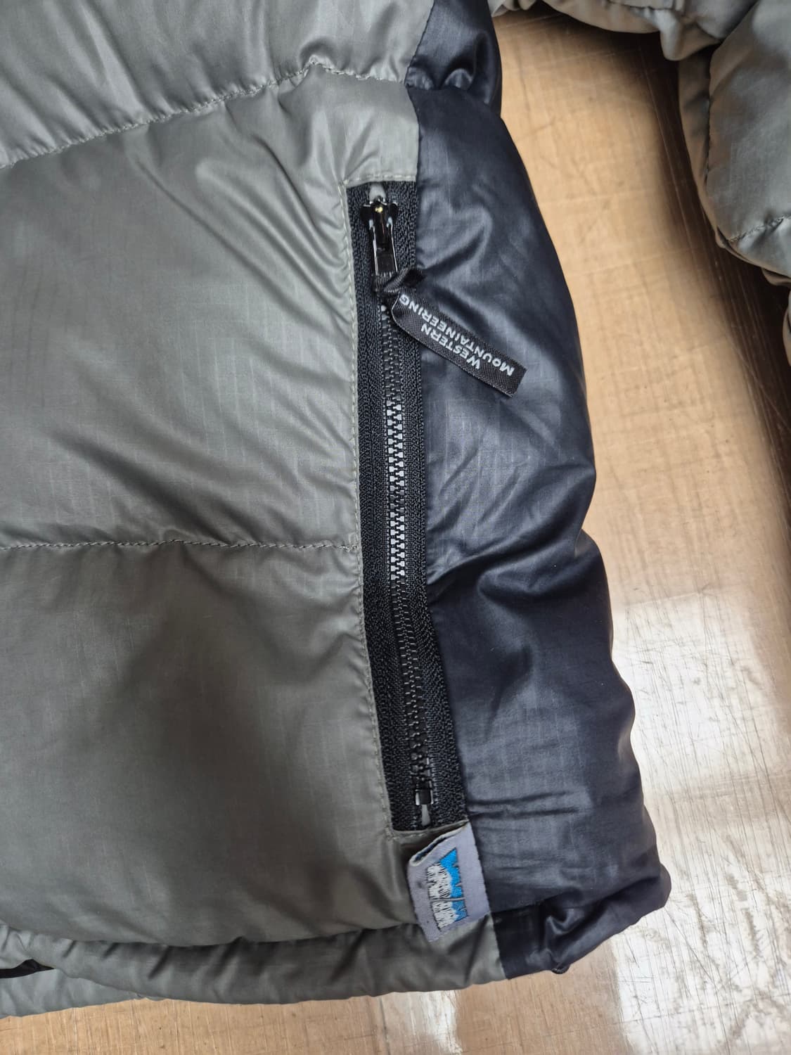 웨스턴 마운티니어링 멜트다운 S사이즈 희귀품 상품이미지4