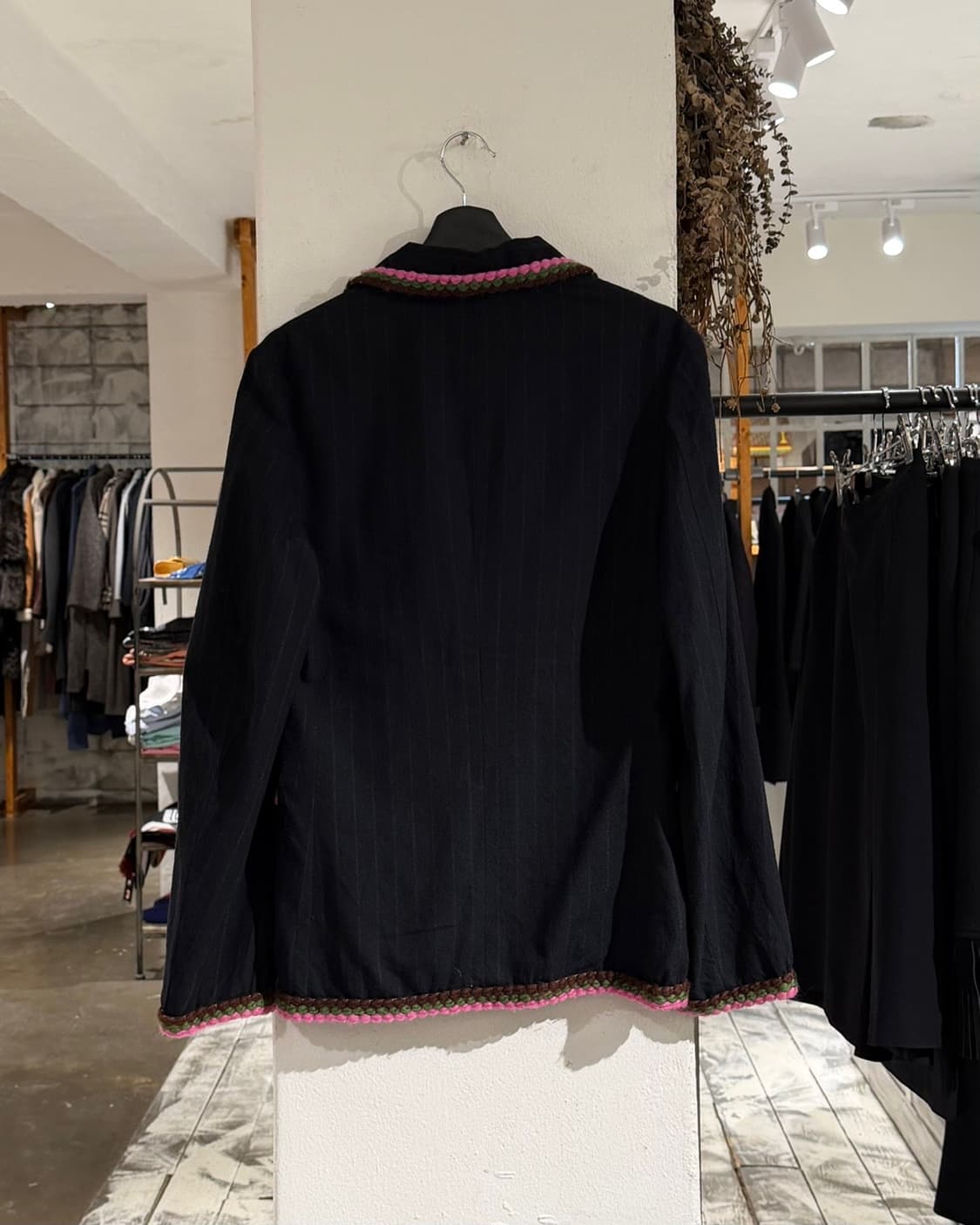 꼼데가르송 옴므 플러스 블랙 컬러 엣지 자켓 상품이미지6