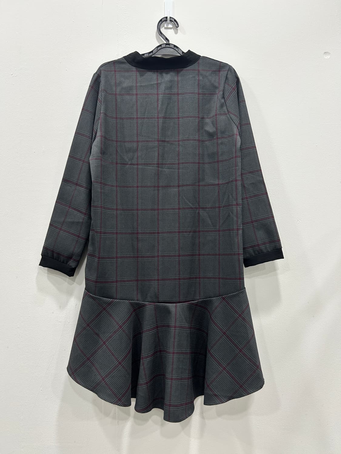 [55] 온앤온 On&On 체크 언발란스 리본 카라 원피스 00사이즈 상품이미지3