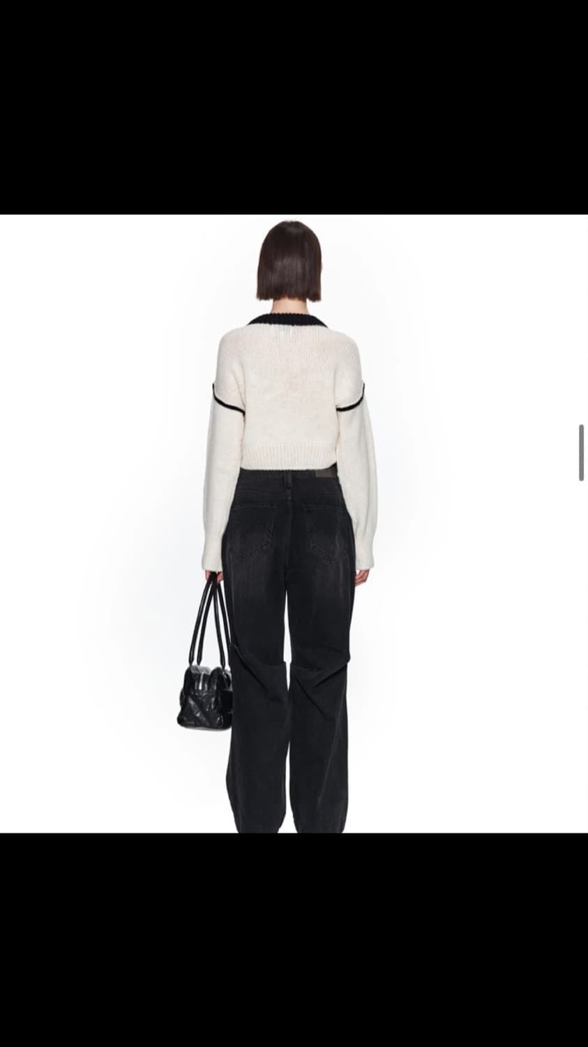 공홈품절) 마뗑킴 브이넥 니트, 아이보리(택달린 새상품) 상품이미지4