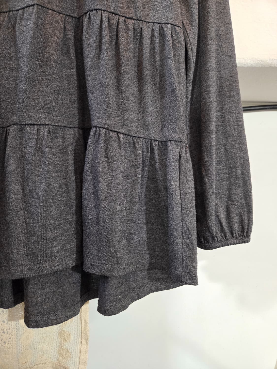 그레이 캉캉 목폴라 슬리브 상품이미지3