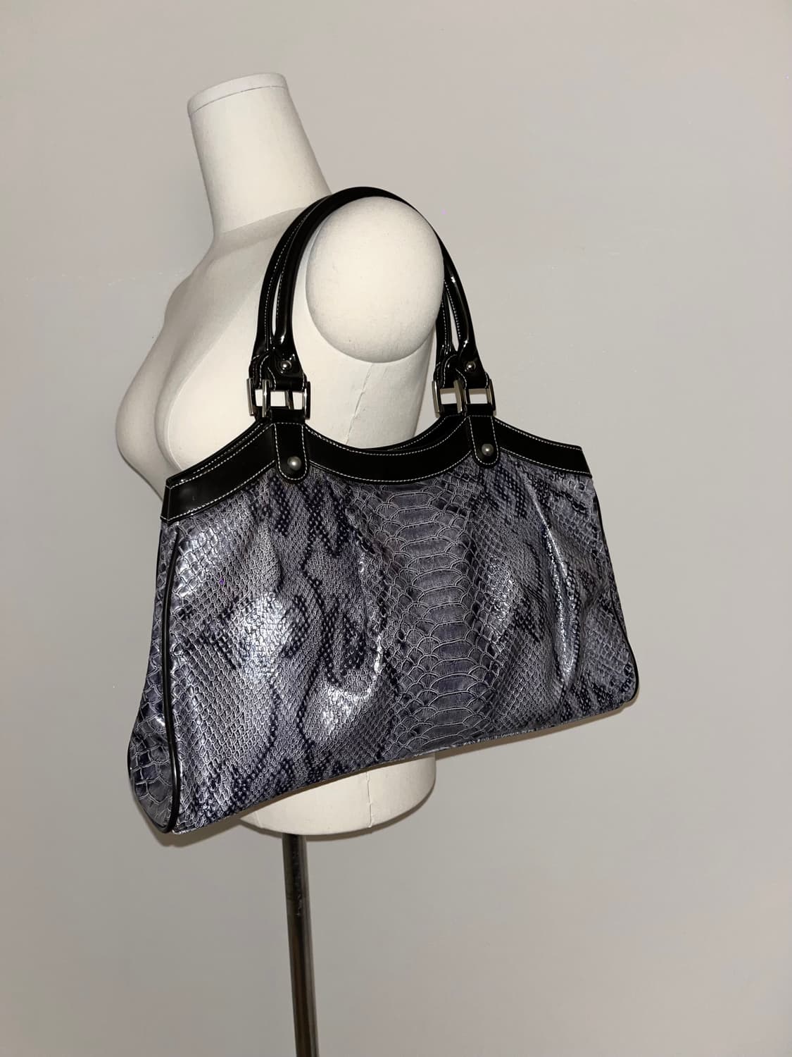 Olivia Lauren leather Shoulder bag 상품이미지4