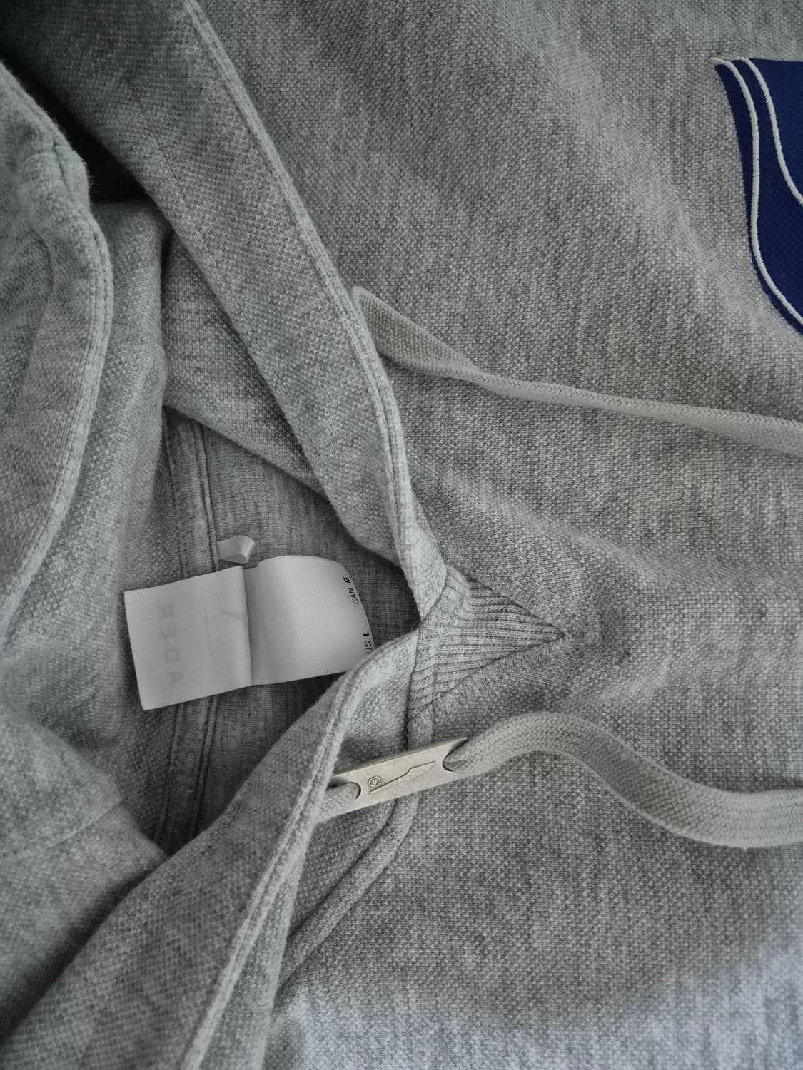 아더에러 퓨마 후드티 상품이미지3