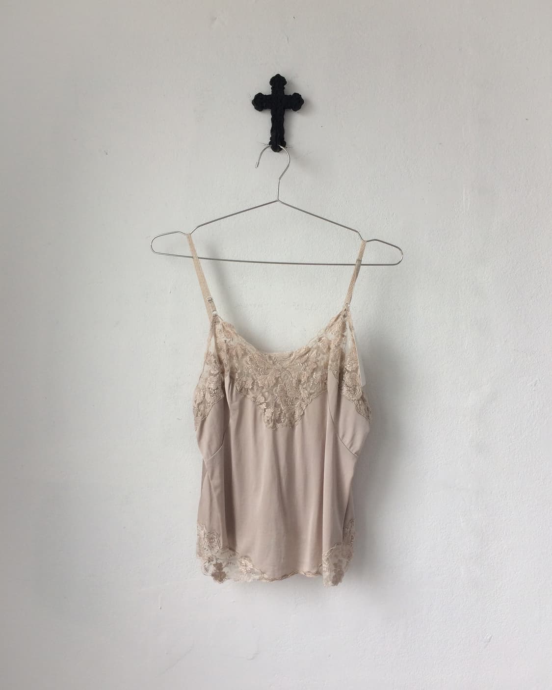 Lace point sleeveless 상품이미지1