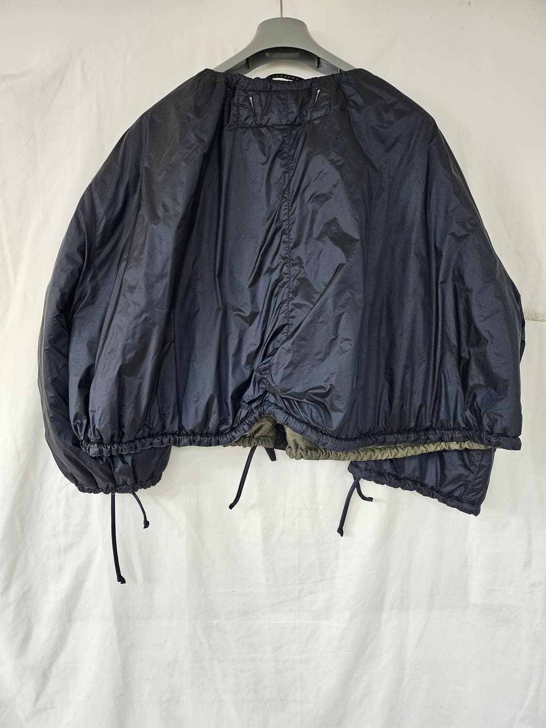 한섬 마르파스탠스 파라슈트 퀼팅 봄버 재킷 xs~s 상품이미지4