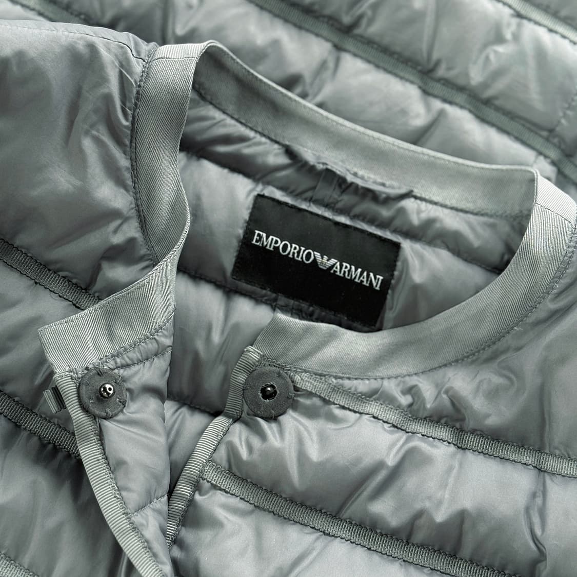 엠포리오 아르마니 퀼팅 다운 자켓 상품이미지2