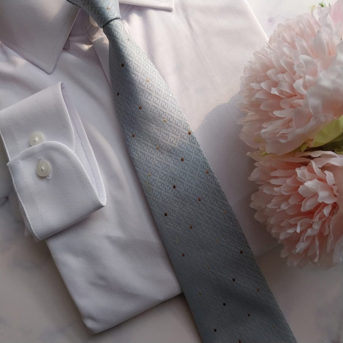 펜디 실크 라이트블루 주카 모노그램 넥타이 9cm A~B등급 K1327
 상품이미지5