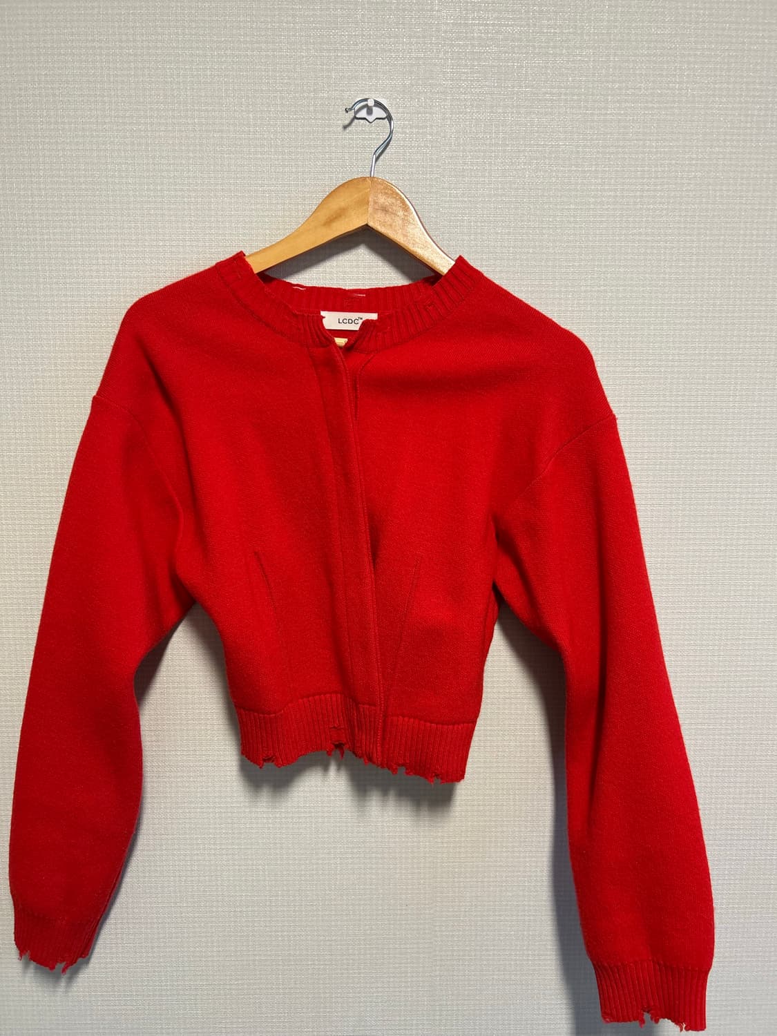 LCDC DISTRESSED ROUND-NECK CARDIGAN RED 상품이미지2