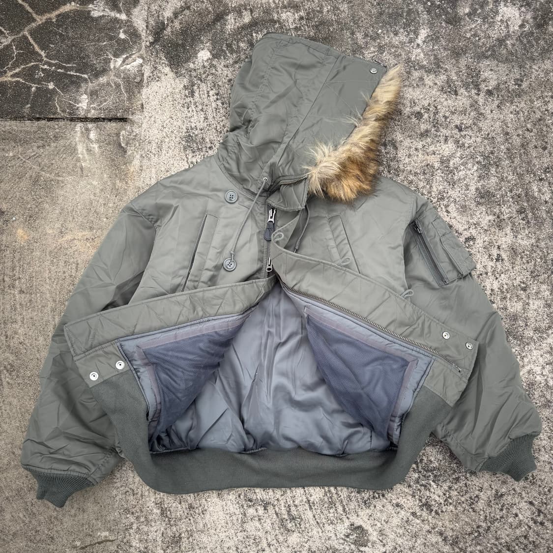 [M~L] Beams 빔즈 N2B 프리마로프트 항공점퍼 상품이미지3