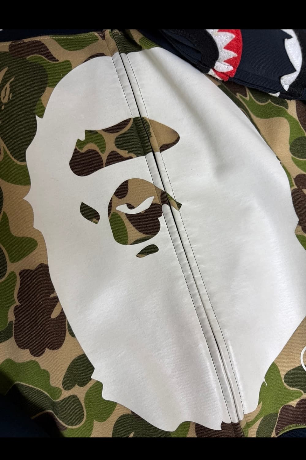 정품 베이프X퓨마 샤크후드 집업 한정판 상품이미지4