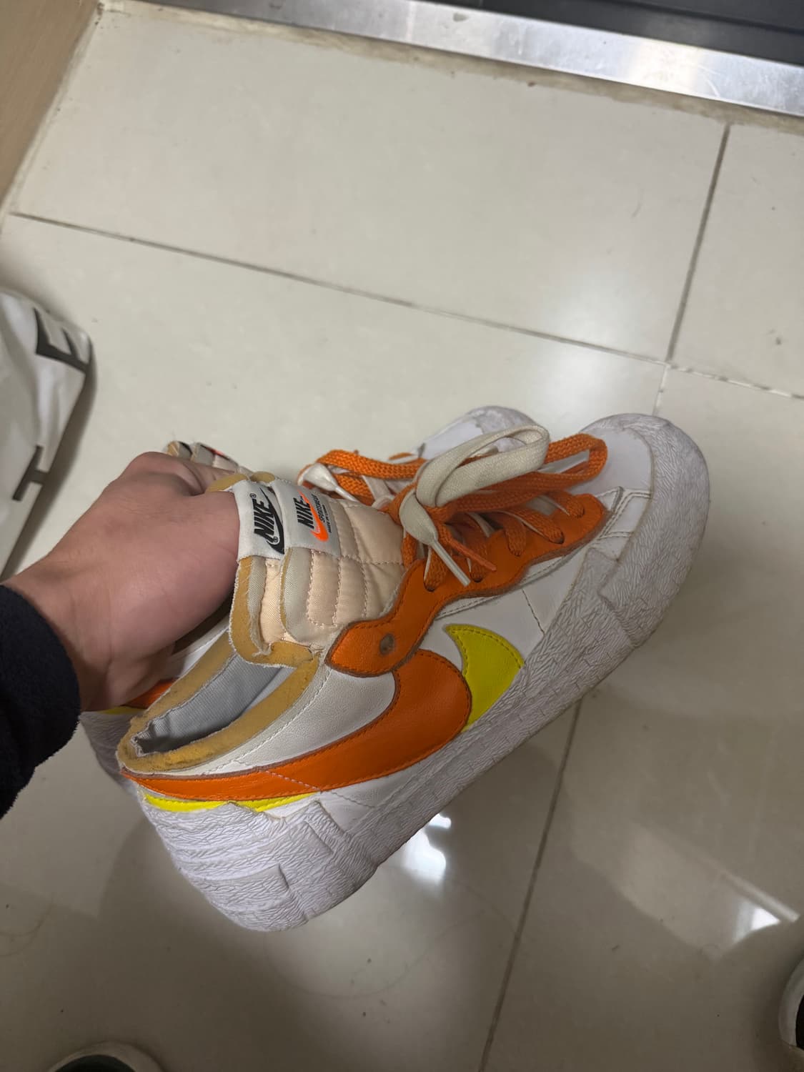 나이키 사카이 블레이저 로우 상품이미지1