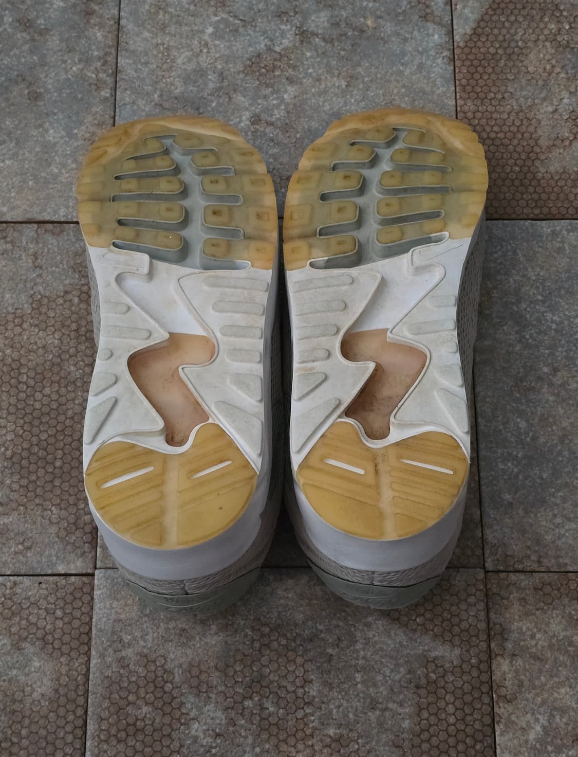 (270)나이키 에어맥스 90 울트라 2.0 br  상품이미지9