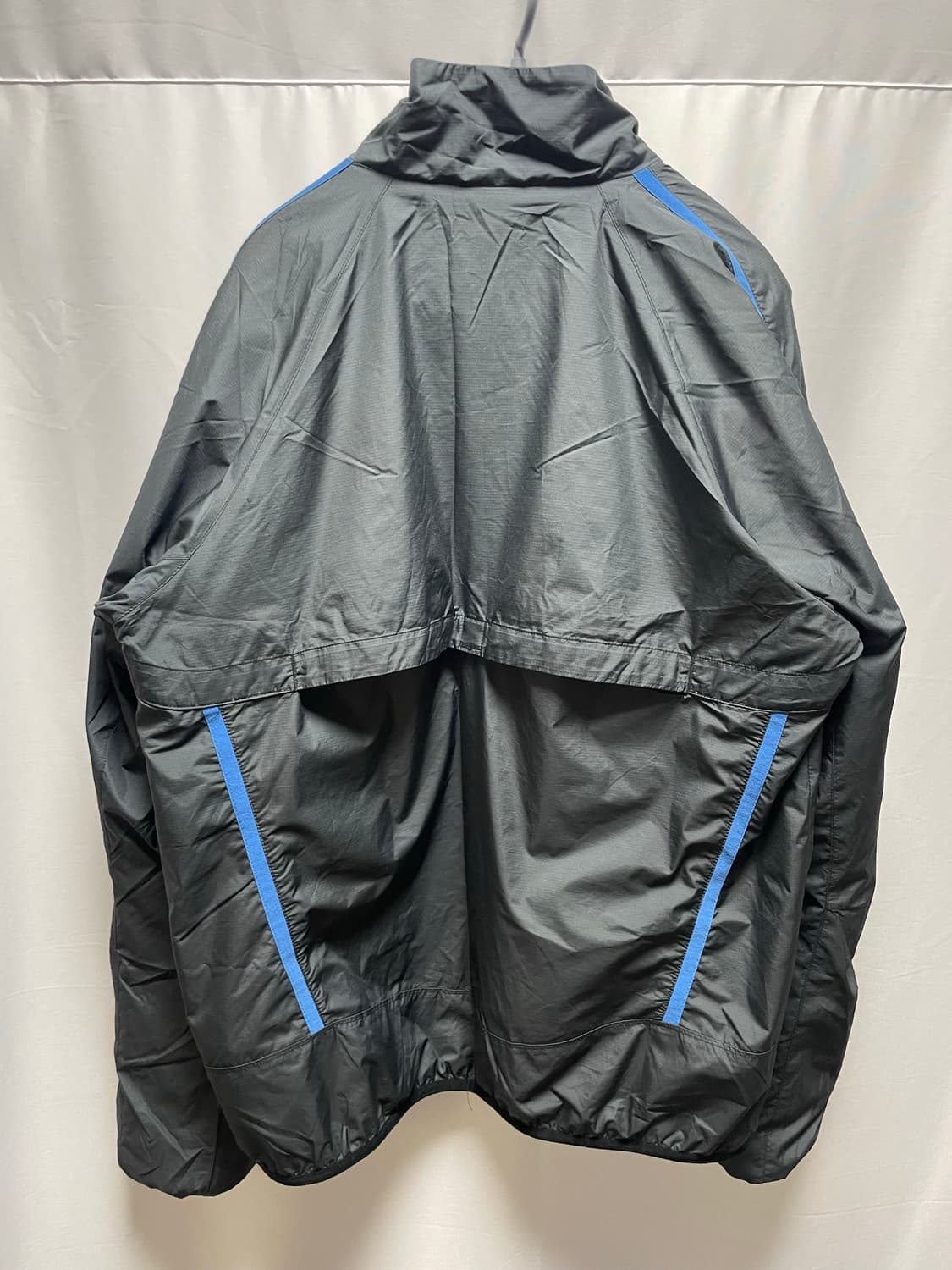 나이키 바람막이 상품이미지2