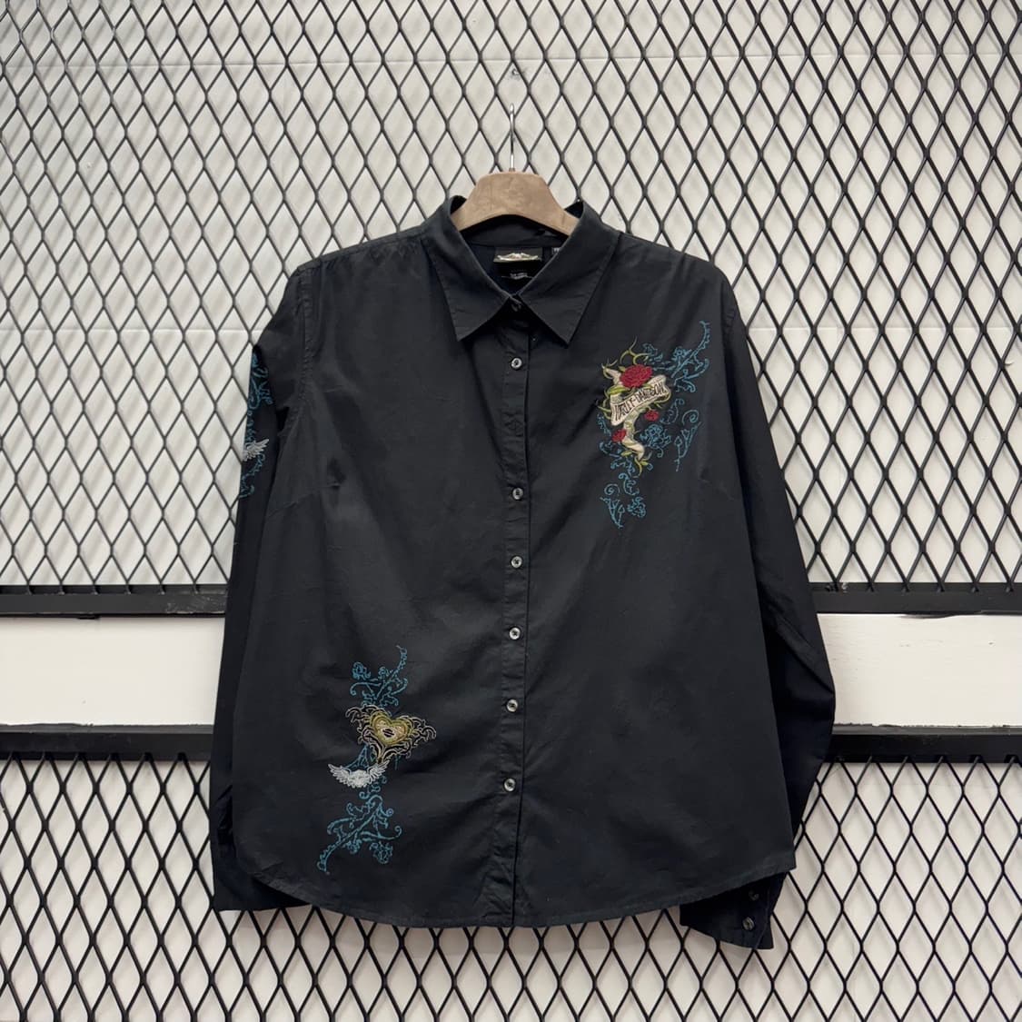 할리데이비슨 긴팔 셔츠 우먼스 장미 레터링 자수 로고 디테일 블랙 상품이미지1