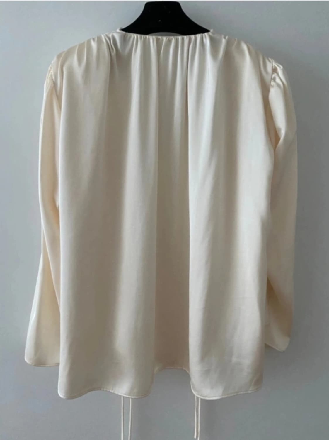 라라초이 코사주 블라우스 상품이미지4