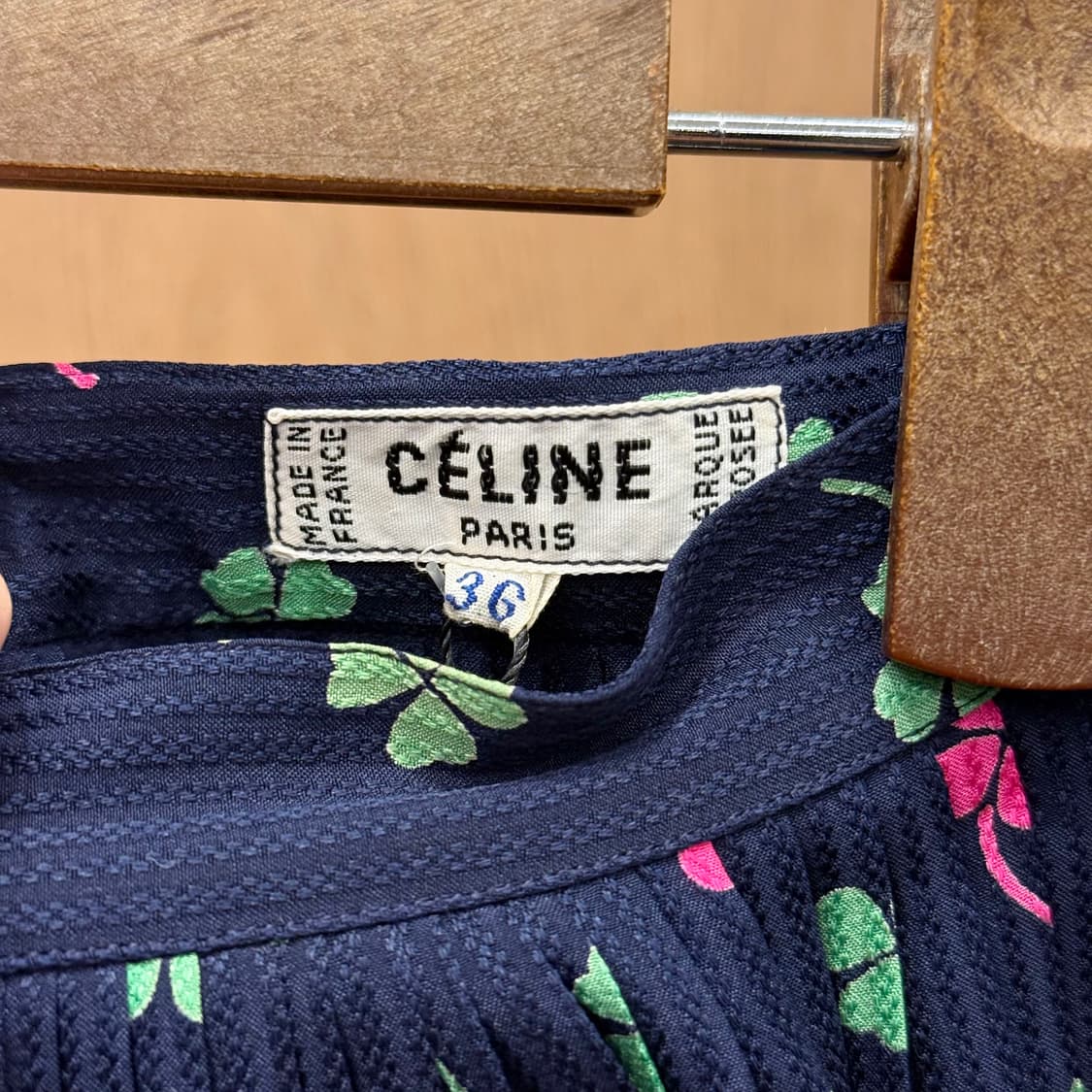 셀린느 밴딩 프렌치 플리츠 스커트 플라워 패턴 디테일 네이비 상품이미지7