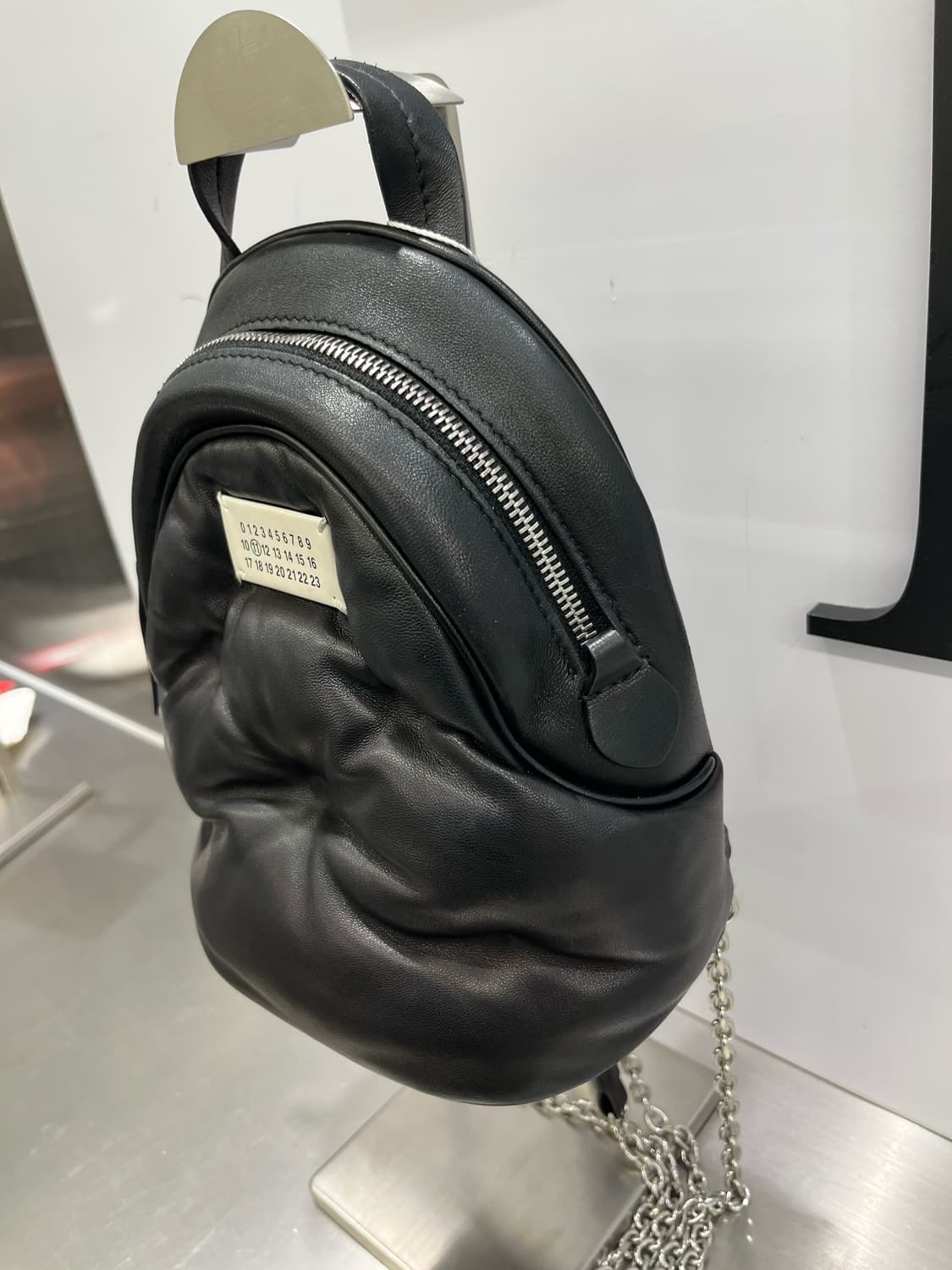 메종마르지엘라 글램슬램 미니백팩 상품이미지2