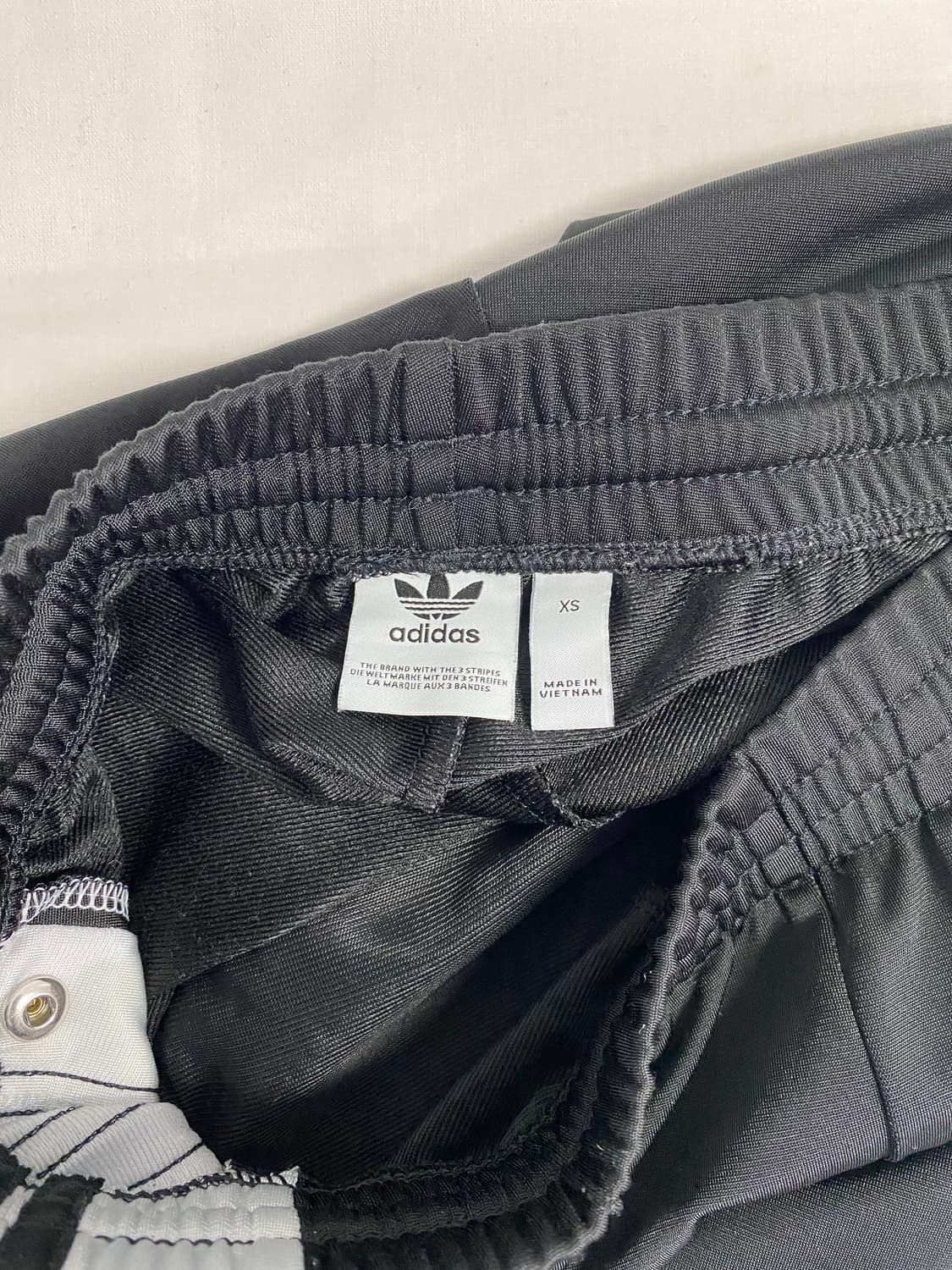 아디다스 아디브레이크 사이드 버튼 삼선 트랙팬츠 XS 상품이미지4