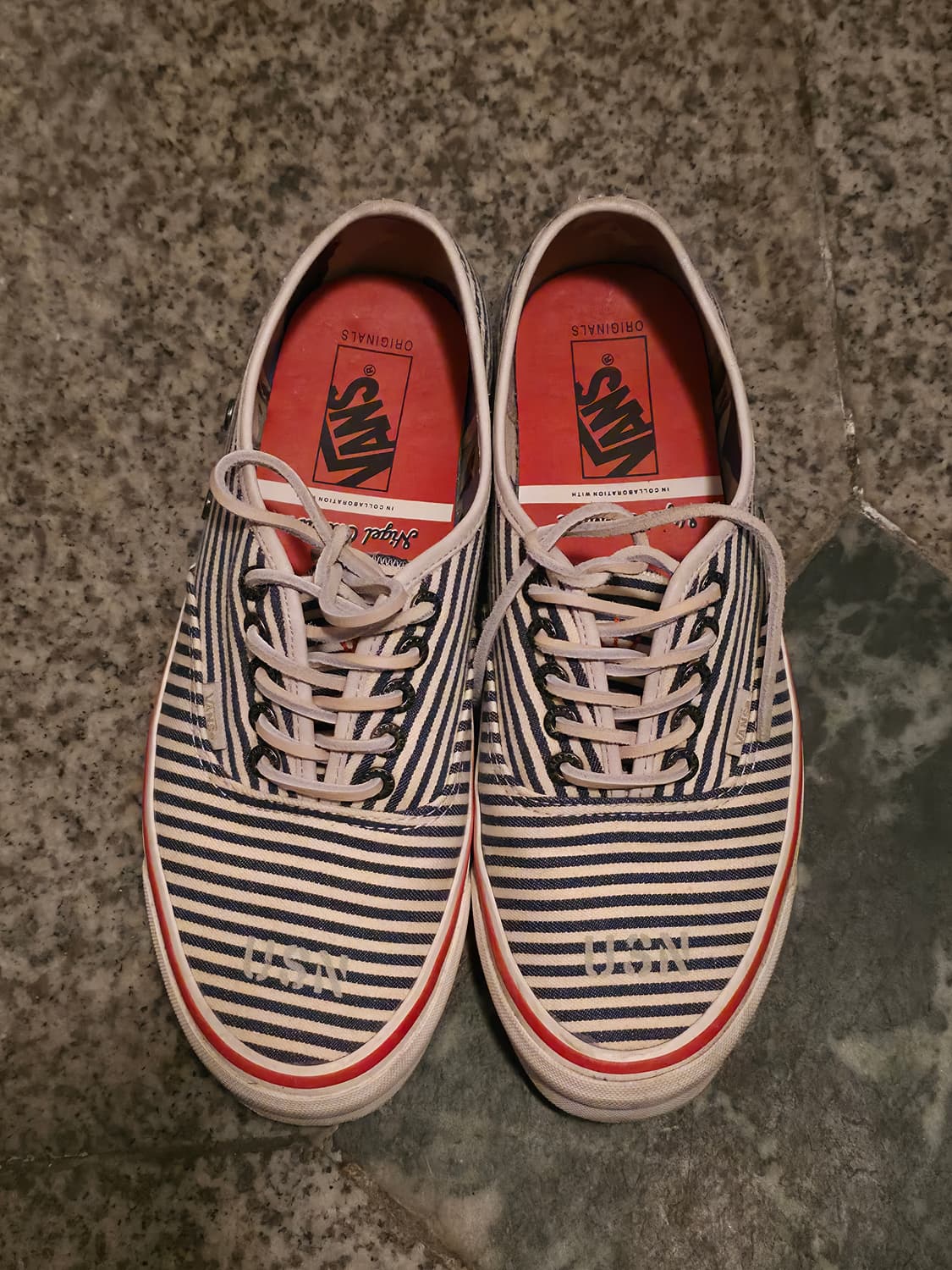 (270)반스 볼트 x 나이젤 카본 OG 어센틱 LX 스트라이프 네이비 상품이미지1