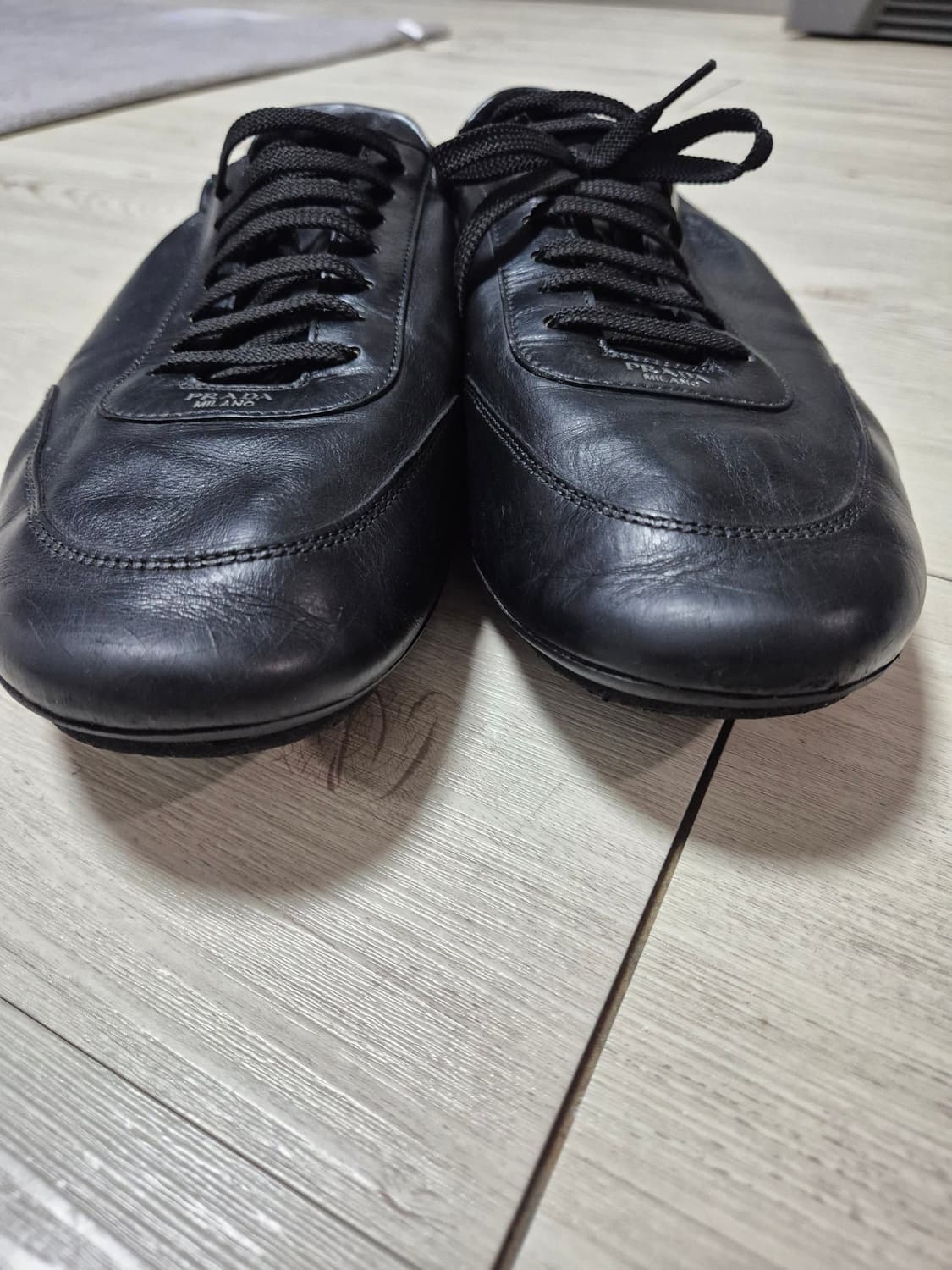 프라다 컬랩스 레더 블랙 UK8 270 상품이미지5