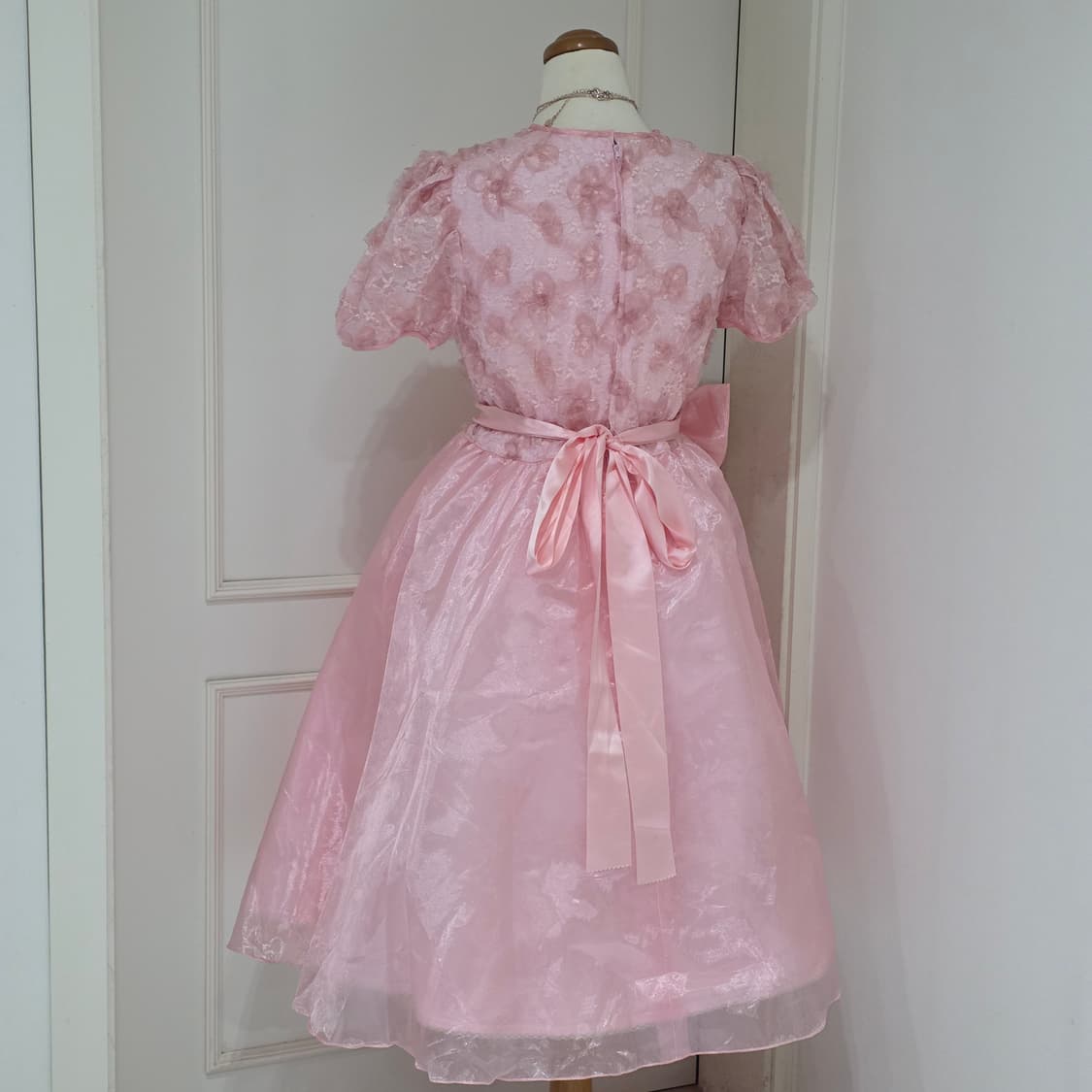 일본빈티지)핑크 마리앙뚜아네트 히메공주 로즈 리본 새틴오간자레이스튤드레스 상품이미지4