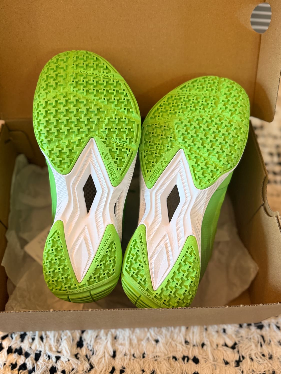 [새상품] 요넥스 배드민턴화 에어러스 z 와이드 225 도쿄 쇼룸 제품 상품이미지3