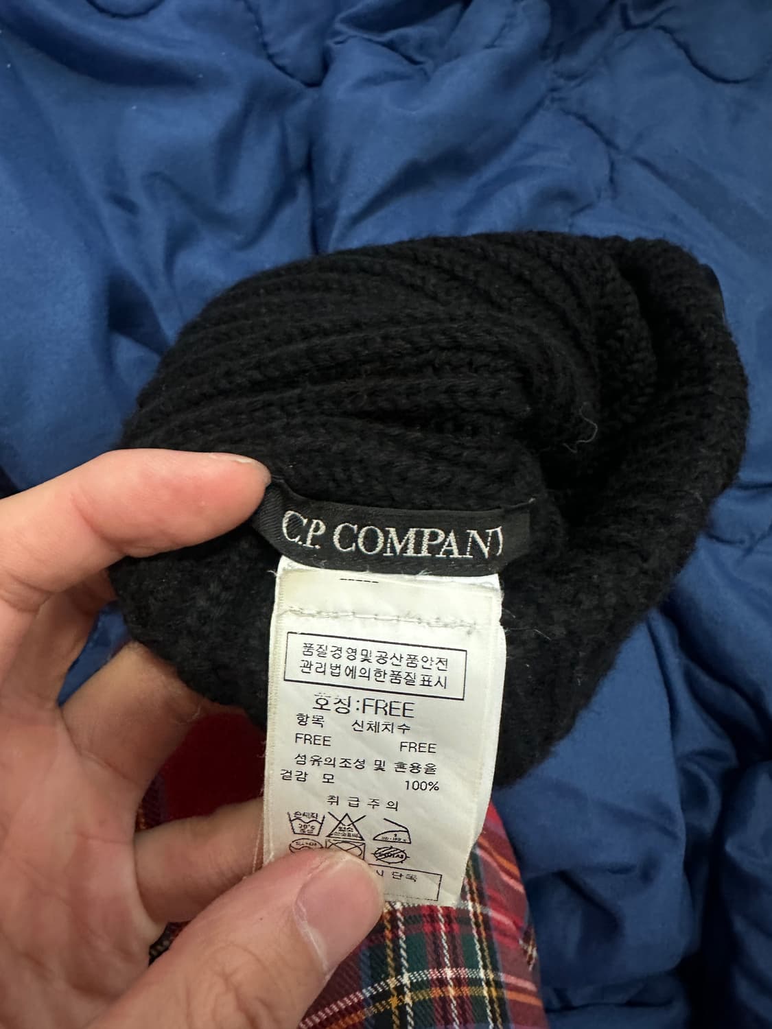 cp컴퍼니 비니 블랙 상품이미지3