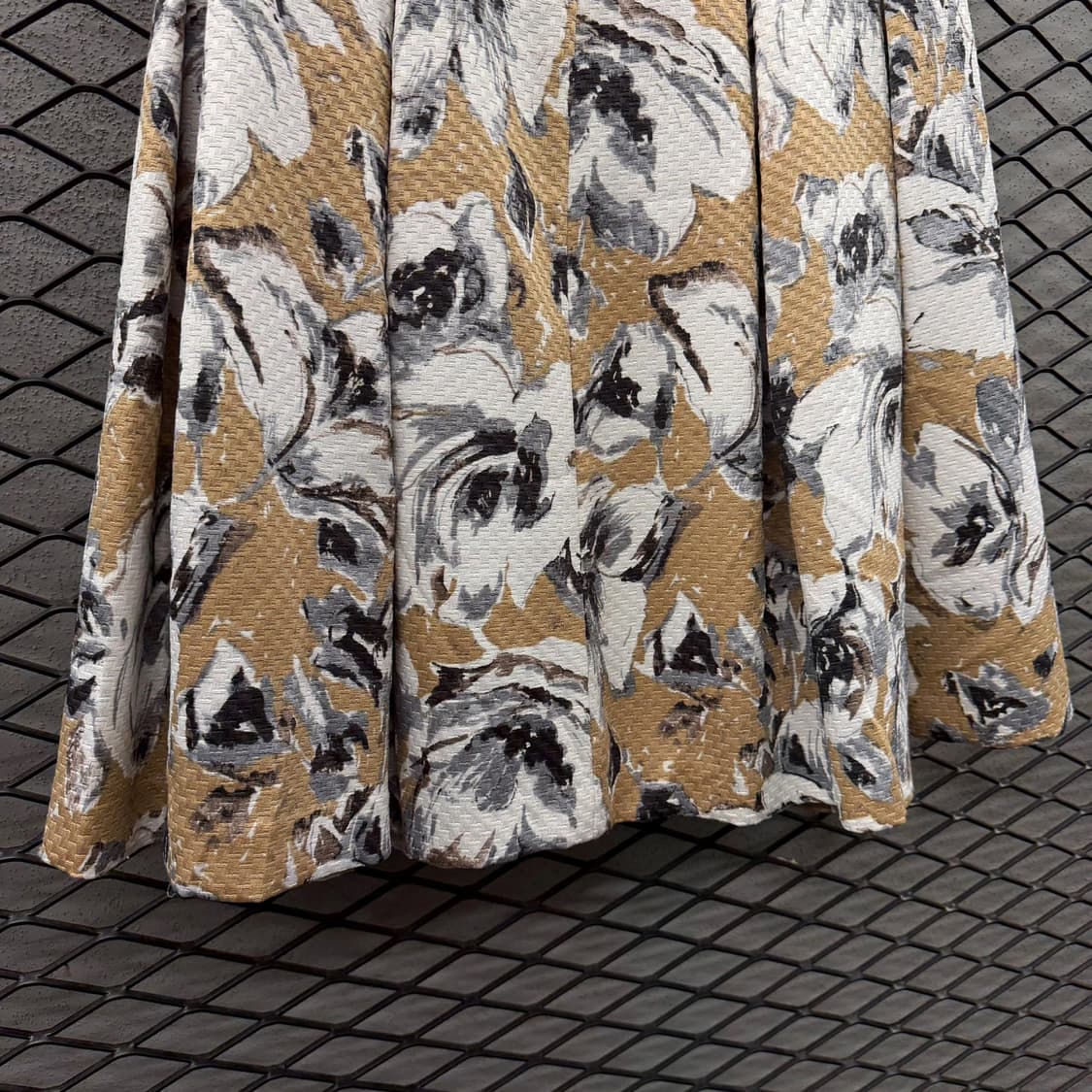 JPN VINTAGE 자카드 플리츠 스커트 플로럴 패턴 A라인 샴페인골드 상품이미지5