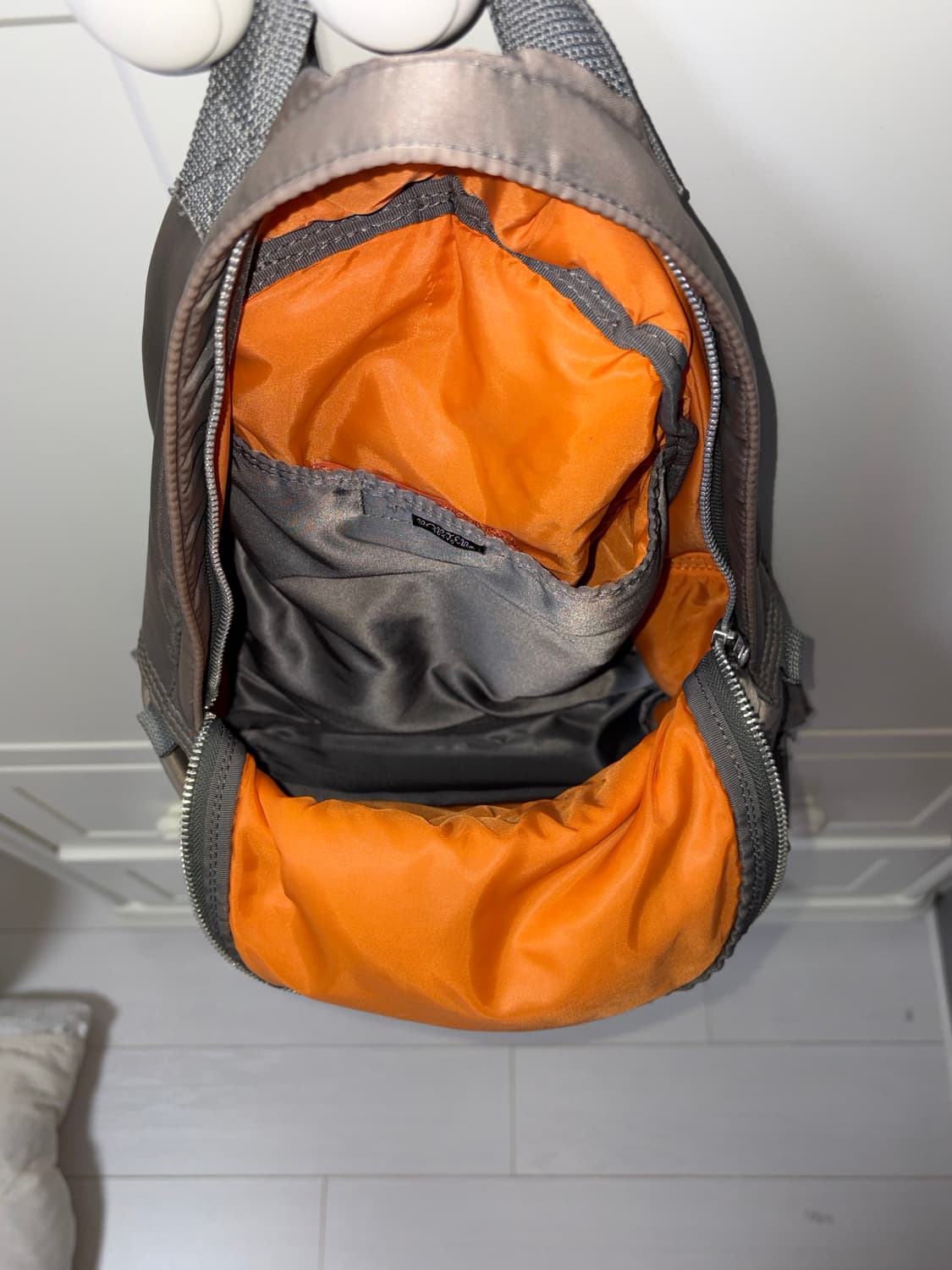 요시다 포터 탱커 데이팩 백팩 실버 그레이 상품이미지4